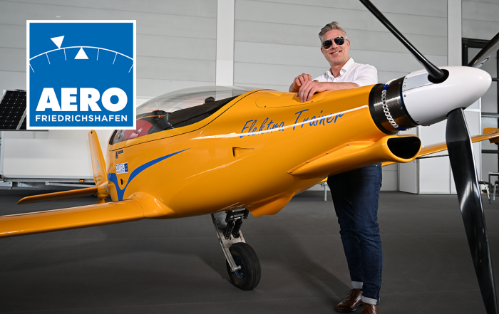 AERO 2023 Friedrichshafen Elektro Trainer Flugzeug orange